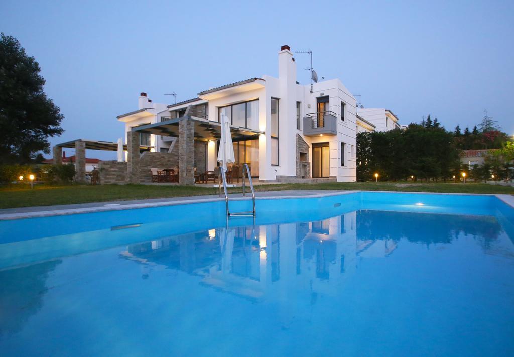 Sunny Sani Luxury Villas الغرفة الصورة