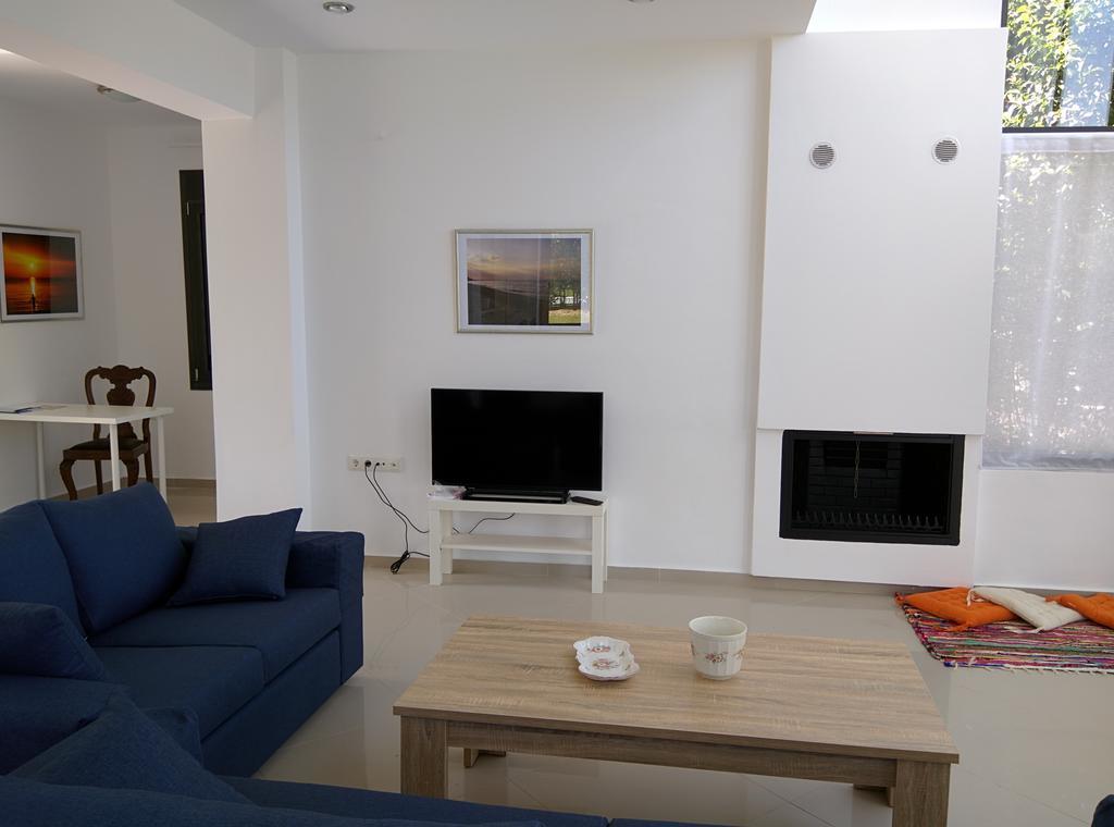Sunny Sani Luxury Villas الغرفة الصورة