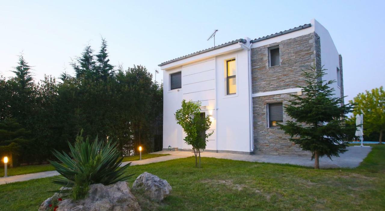 Sunny Sani Luxury Villas المظهر الخارجي الصورة